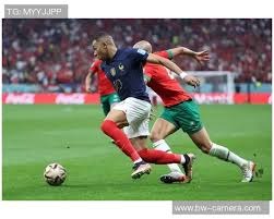 什么是麻将里的“杀猪局”？识别非法棋牌室利用电子麻将桌作弊的征兆。（揭秘麻将“杀猪局”：识别非法棋牌室利用电子麻将桌作弊的迹象）