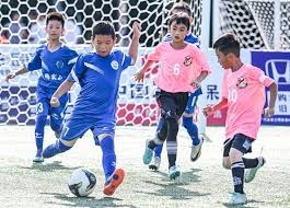 [国内足球]塞尔吉尼奥倒三角传中 古加跟进打门得手